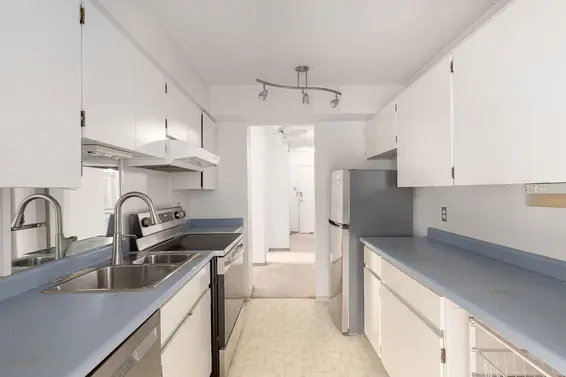 903 2024 Fullerton Avenue, North Vancouver For Sale - image 10