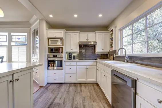 3039 St. Georges Avenue, North Vancouver For Sale - image 11