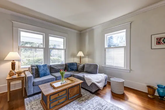 3039 St. Georges Avenue, North Vancouver For Sale - image 5