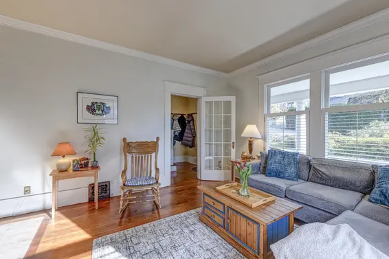 3039 St. Georges Avenue, North Vancouver For Sale - image 7