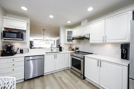 303 1500 Ostler Court, North Vancouver For Sale - image 13