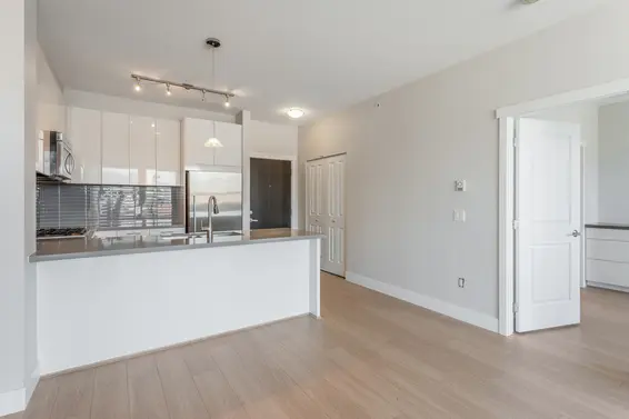 401 717 Chesterfield Avenue, North Vancouver For Sale - image 14