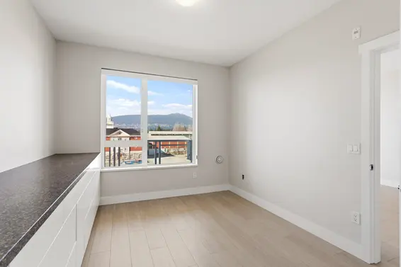 401 717 Chesterfield Avenue, North Vancouver For Sale - image 20