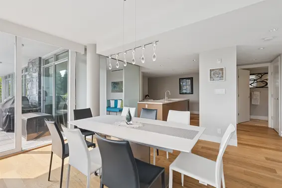 201 908 Keith Road, West Vancouver For Sale - image 10