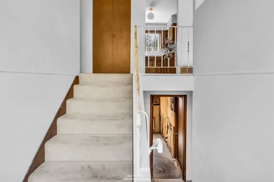 2553 Bendale Road, North Vancouver For Sale - image 16