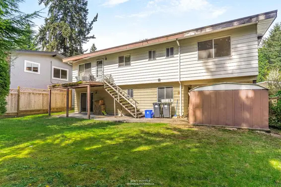 2553 Bendale Road, North Vancouver For Sale - image 26