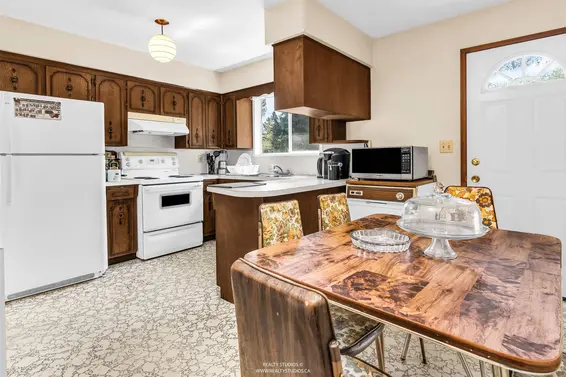 2553 Bendale Road, North Vancouver For Sale - image 9