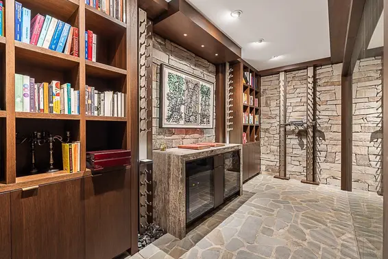 4382 Ross Crescent, West Vancouver For Sale - image 30