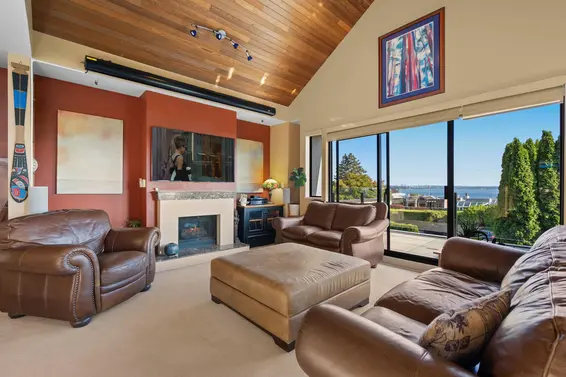 2379 Marine Drive, West Vancouver For Sale - image 15