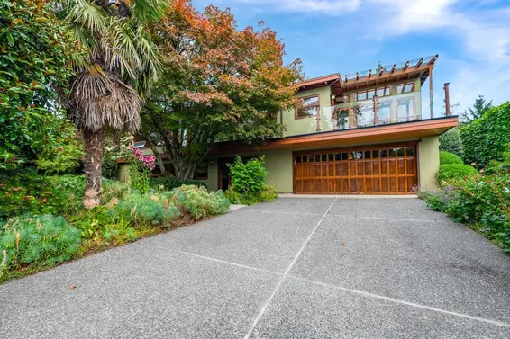 1806 St. Denis Road, West Vancouver