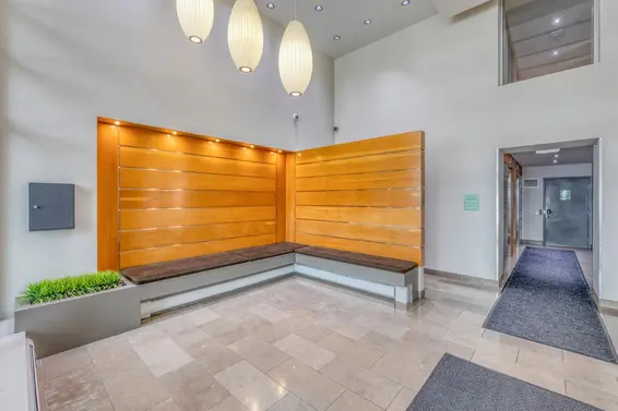 901 175 West 2nd Street, North Vancouver For Sale - image 2