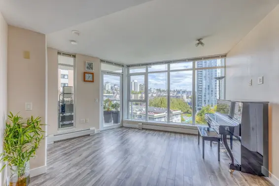 901 175 West 2nd Street, North Vancouver For Sale - image 5