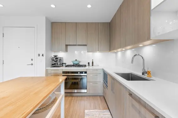 309 747 East 3rd Street, North Vancouver For Sale - image 8
