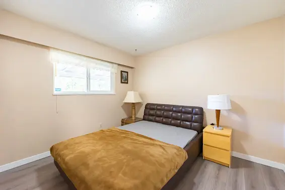 2075 Rufus Drive, North Vancouver For Sale - image 28