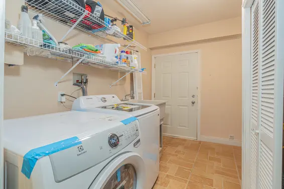 1129 Henlow Road, West Vancouver For Sale - image 37