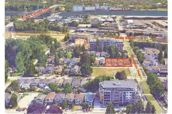 1512 Bond Street, North Vancouver