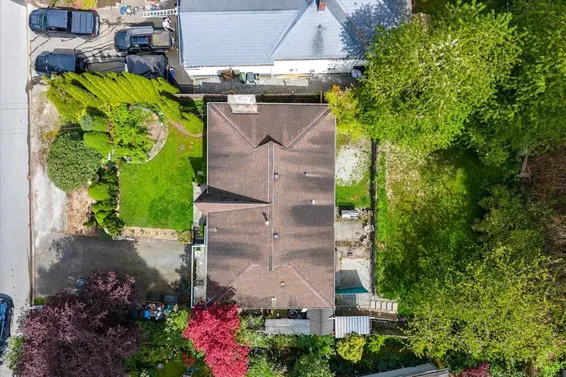 1444 Riverside Drive, North Vancouver For Sale - image 21