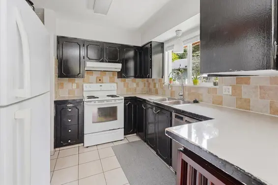 1444 Riverside Drive, North Vancouver For Sale - image 4