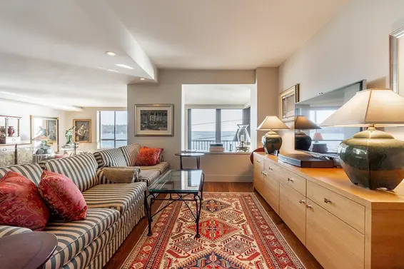 301 1930 Bellevue Avenue, West Vancouver For Sale - image 5