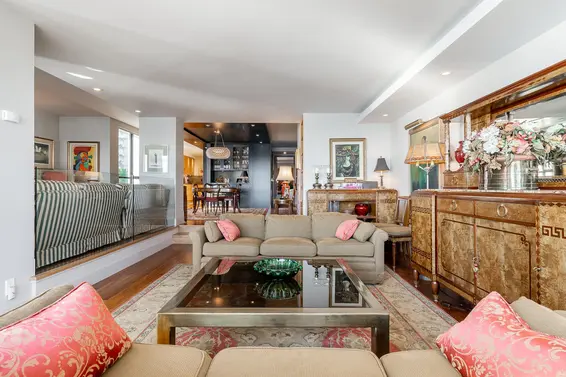 301 1930 Bellevue Avenue, West Vancouver For Sale - image 6