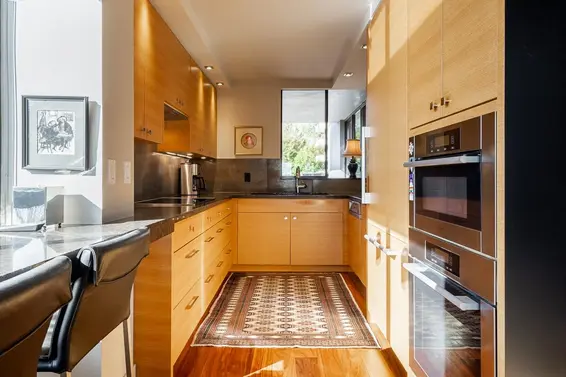301 1930 Bellevue Avenue, West Vancouver For Sale - image 7
