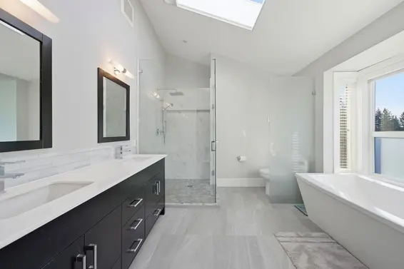 2023 Hill Drive, North Vancouver For Sale - image 21