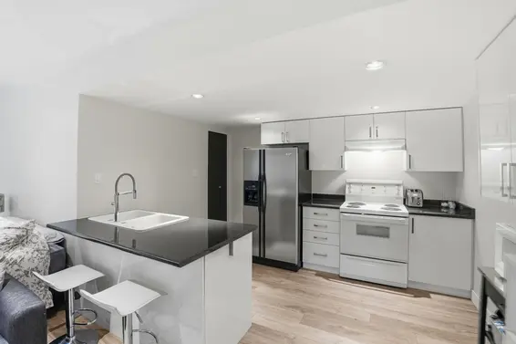 2023 Hill Drive, North Vancouver For Sale - image 28