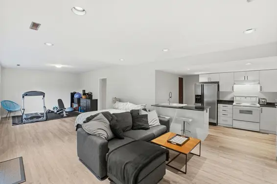 2023 Hill Drive, North Vancouver For Sale - image 29