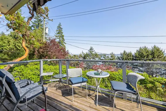 3599 Marine Drive, West Vancouver For Sale - image 30