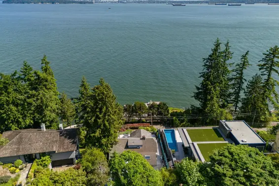 3599 Marine Drive, West Vancouver For Sale - image 37