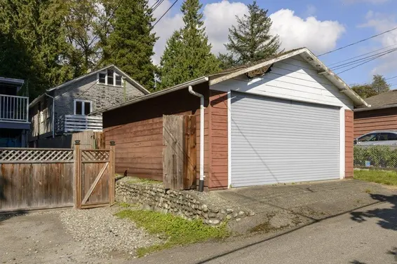 535 West 15th Street, North Vancouver For Sale - image 35