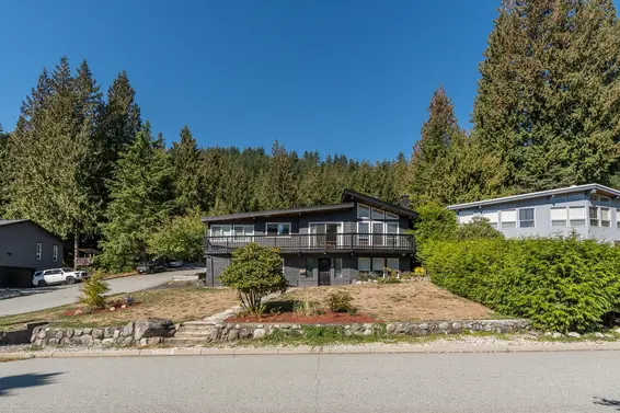 4719 Tourney Road, North Vancouver