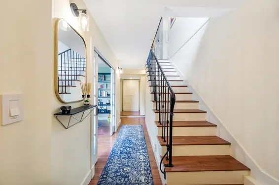 83 Glenmore Drive, West Vancouver For Sale - image 2
