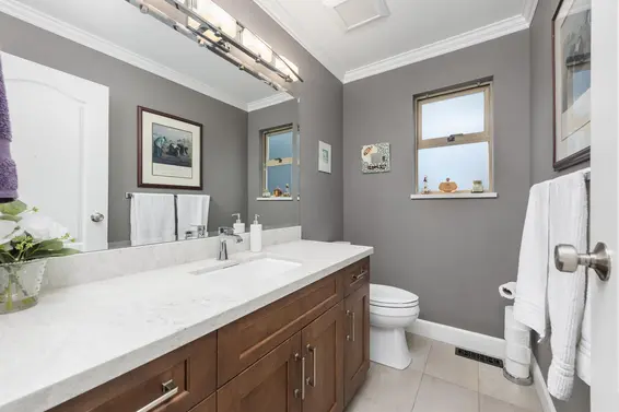 342 East 26th Street, North Vancouver For Sale - image 29