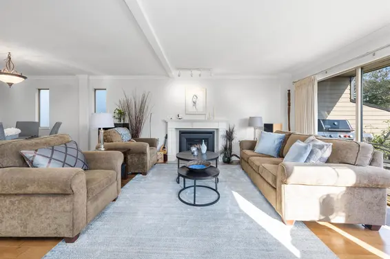 342 East 26th Street, North Vancouver For Sale - image 3