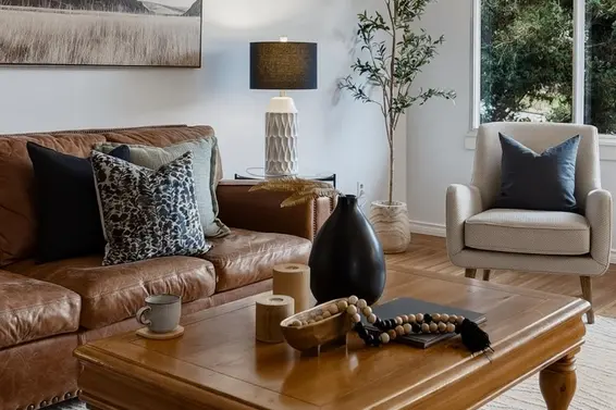 1323 East 29th Street, North Vancouver For Sale - image 2