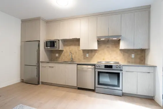 900 Hendry Avenue, North Vancouver For Sale - image 34