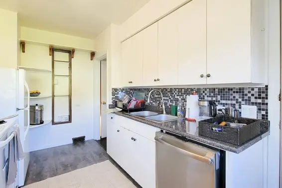 442 West 23rd Street, North Vancouver For Sale - image 13