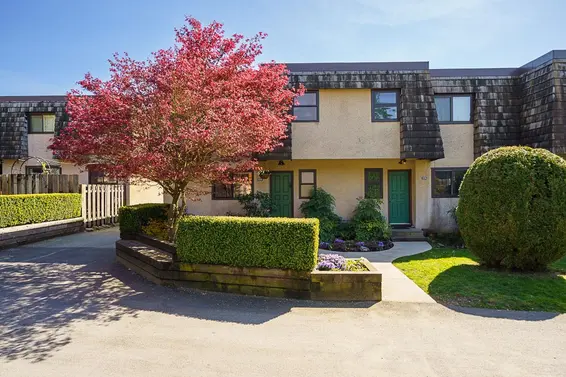 1116 Premier Street, North Vancouver