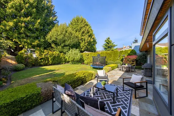 2257 Fulton Avenue, West Vancouver For Sale - image 35