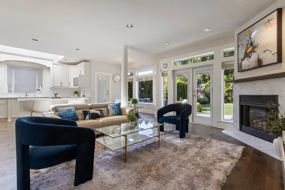 2257 Fulton Avenue, West Vancouver For Sale - image 7