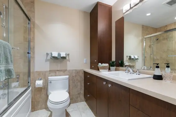 4003 Ruby Avenue, North Vancouver For Sale - image 19