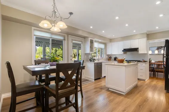 4003 Ruby Avenue, North Vancouver For Sale - image 5