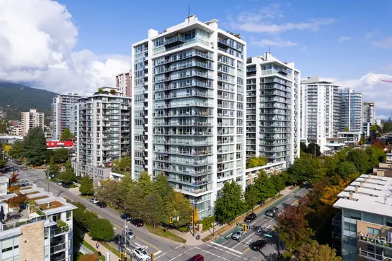 804 1320 Chesterfield Avenue, North Vancouver