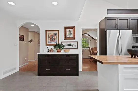 1659 Orkney Place, North Vancouver For Sale - image 11