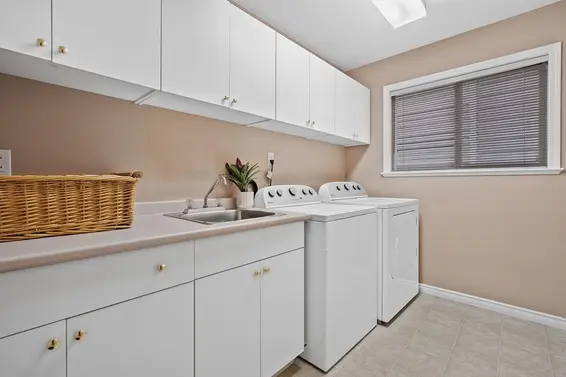 1659 Orkney Place, North Vancouver For Sale - image 20