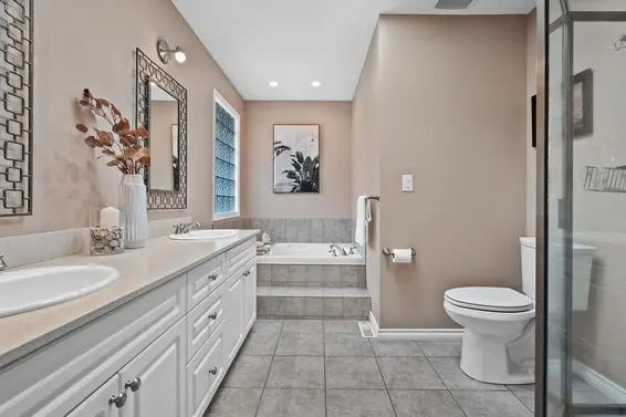 1659 Orkney Place, North Vancouver For Sale - image 24