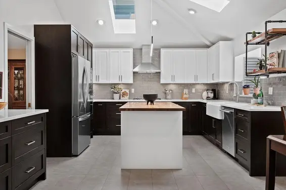 1659 Orkney Place, North Vancouver For Sale - image 7