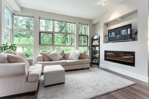 406 3606 Aldercrest Drive, North Vancouver