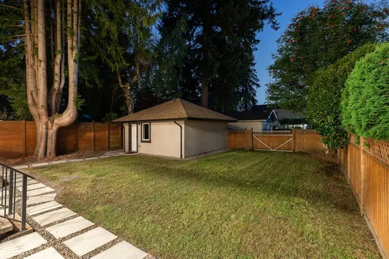 839 West 20th Street, North Vancouver For Sale - image 39
